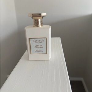 Navitus Lost in a dream